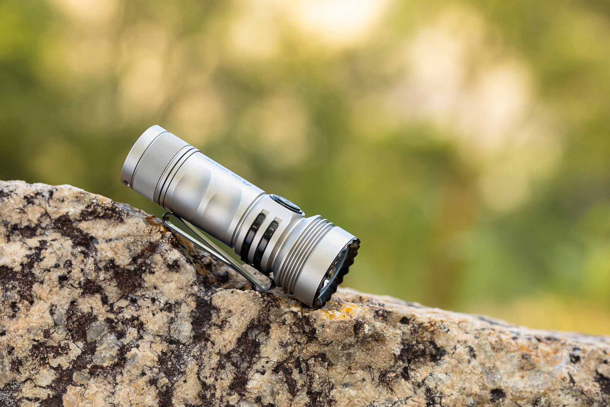 Olight Seeker 4 Mini EDC Flashlight with White Light and UV