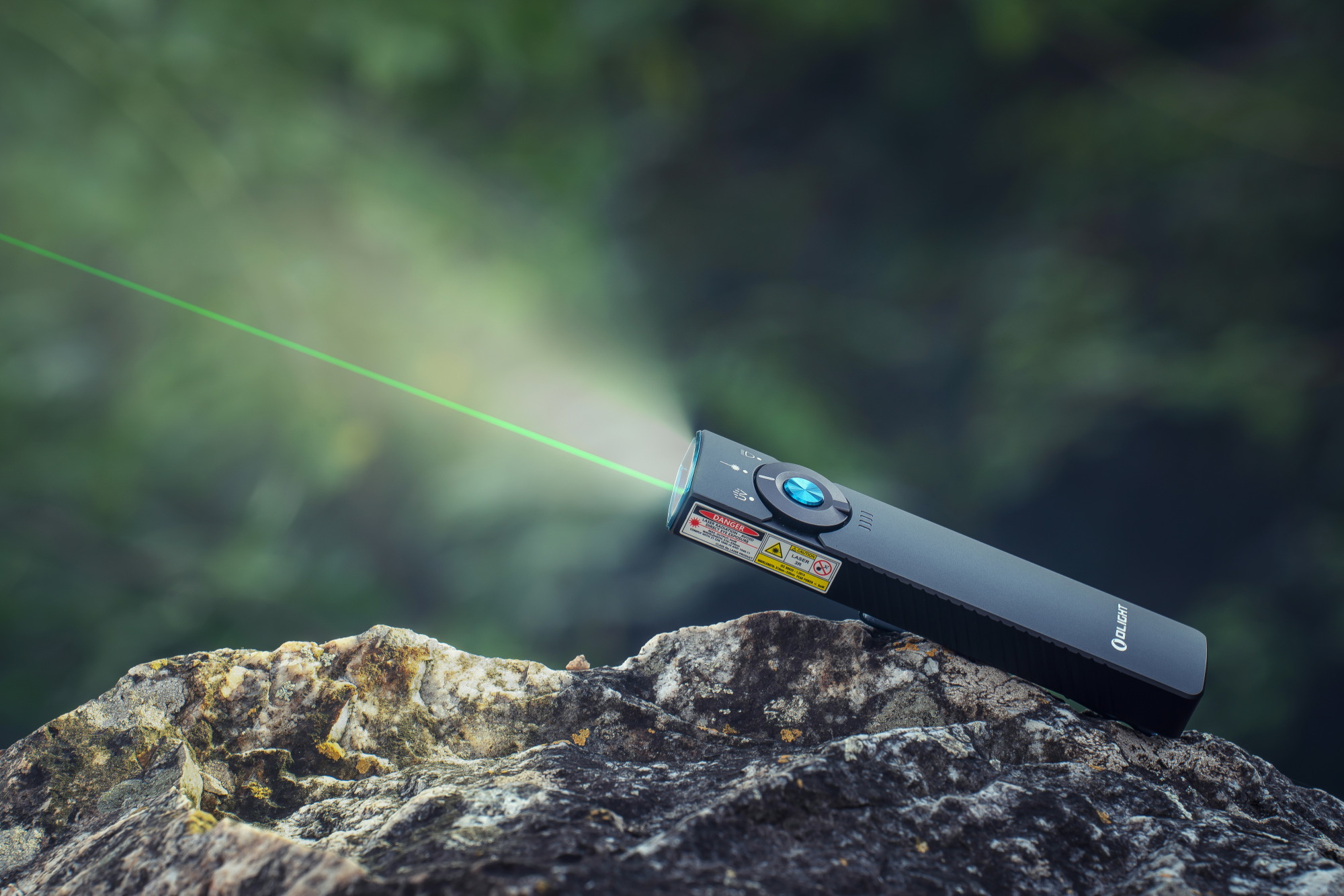 white light with green laser