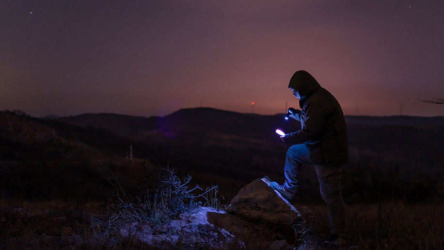 What Is A UV Flashlight Used for