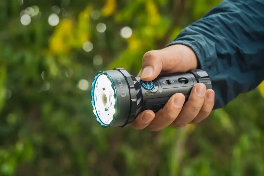 Marauder Mini: The Most Versatile Flashlight Covers Your